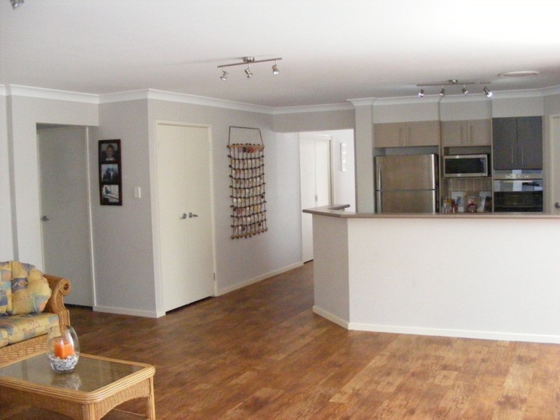 18 June Avenue, Basin View NSW 2540