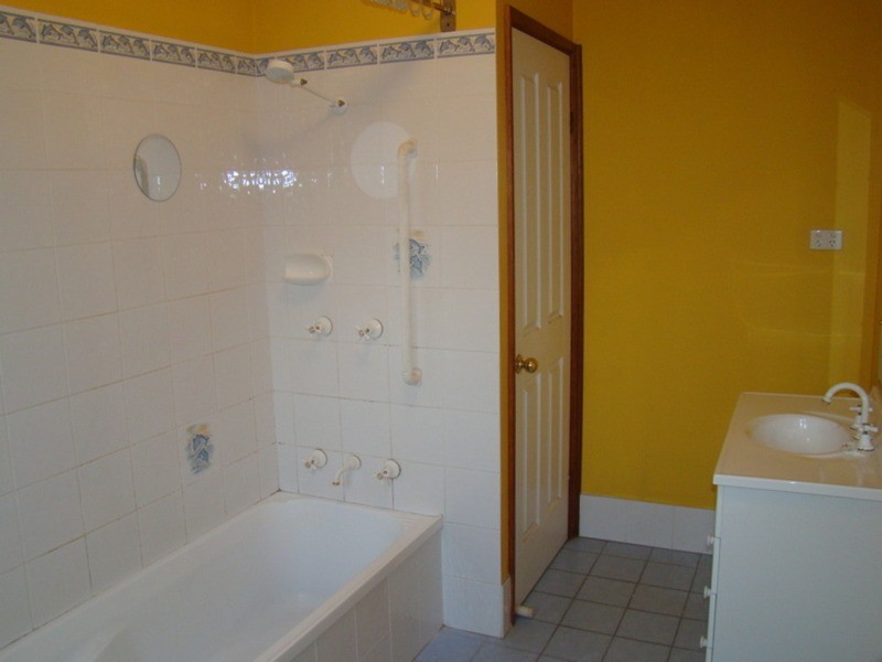 2 Bader Road, Sanctuary Point NSW 2540