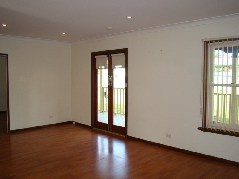 18 Vost Drive, Sanctuary Point NSW 2540