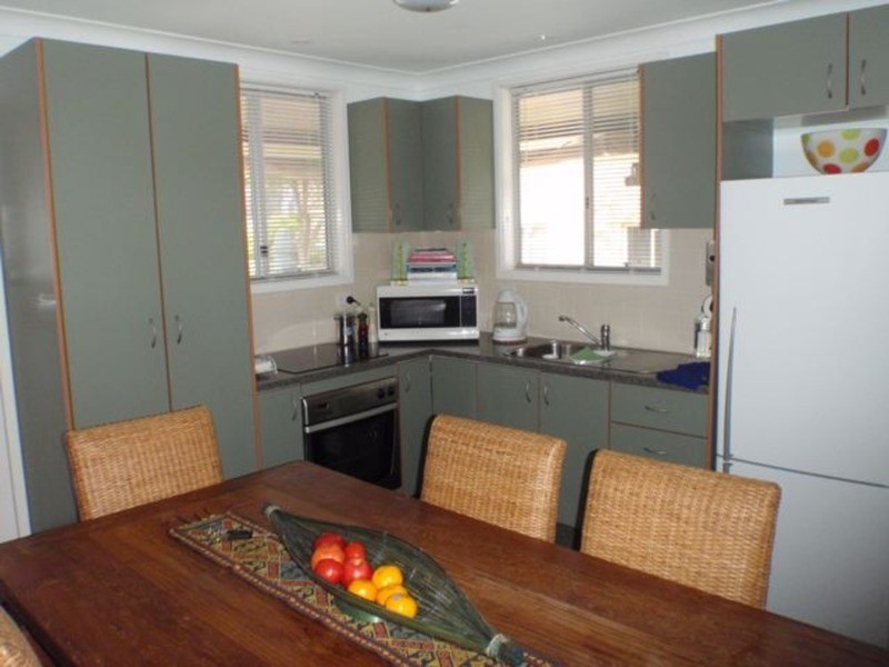 8 Twyford Street, Vincentia NSW 2540