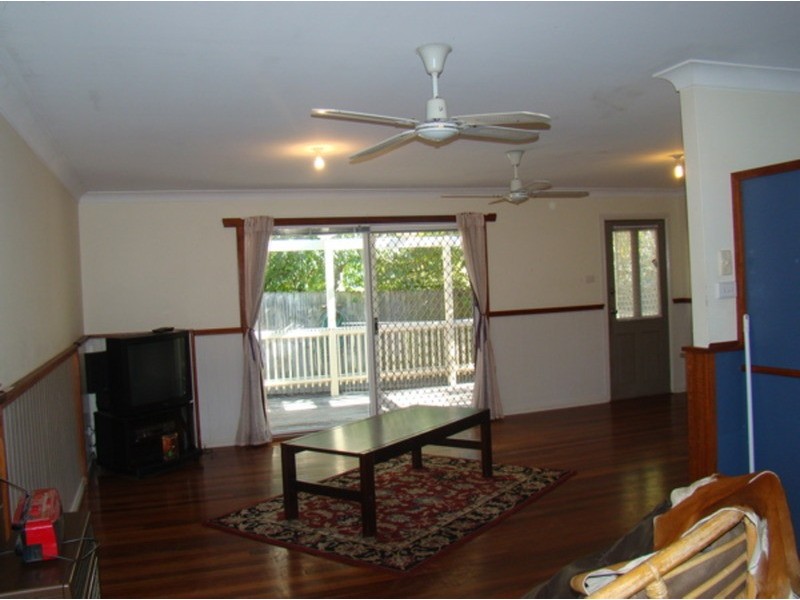 6 Winn Avenue, Basin View NSW 2540