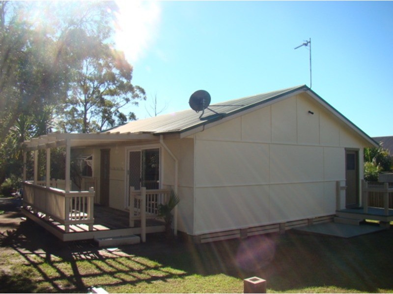 6 Winn Avenue, Basin View NSW 2540