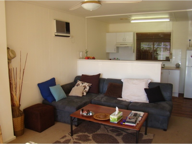 2 Winn Avenue, Basin View NSW 2540
