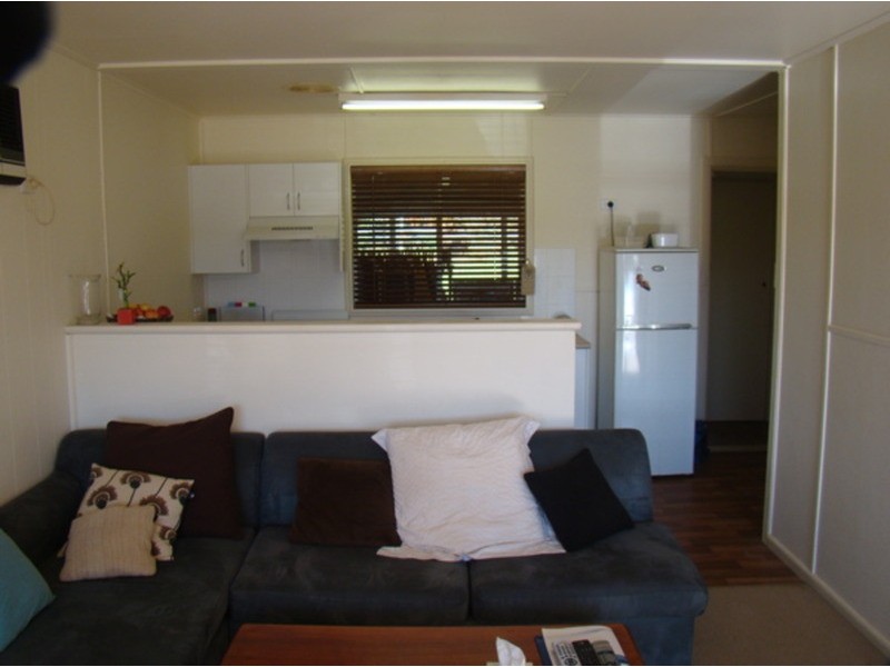 2 Winn Avenue, Basin View NSW 2540