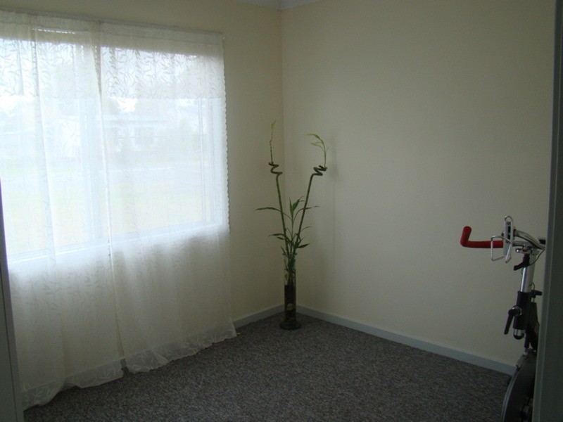 25 Tallyan Point Road, Basin View NSW 2540