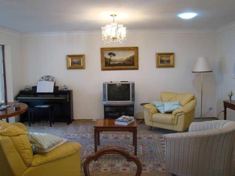 25 Lachlan Crescent, St Georges Basin NSW 2540