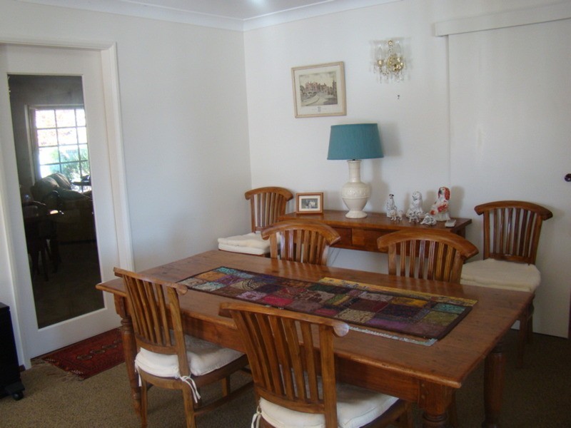 25 Lachlan Crescent, St Georges Basin NSW 2540