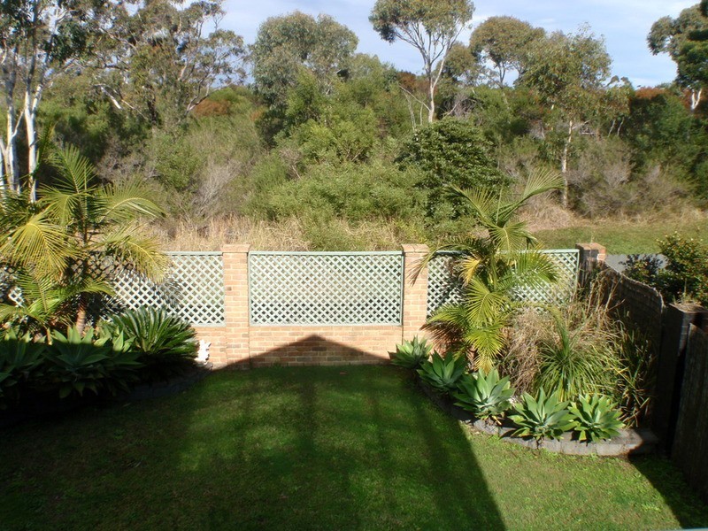 6 Whitshed Place, Vincentia NSW 2540