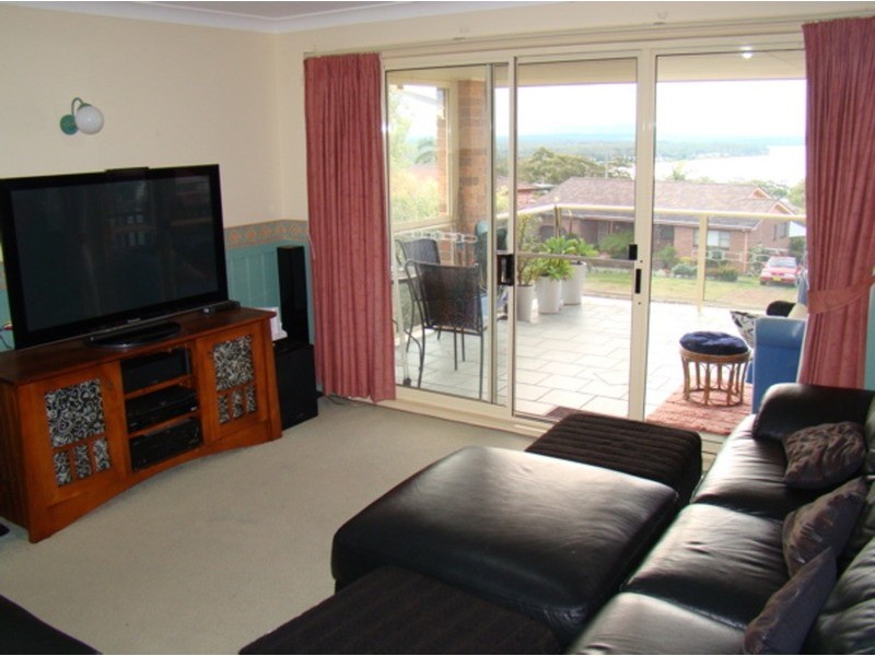 6 Whitshed Place, Vincentia NSW 2540