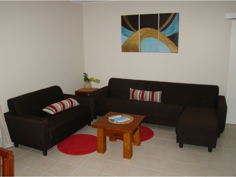 2 Plantation Point Parade, Vincentia NSW 2540