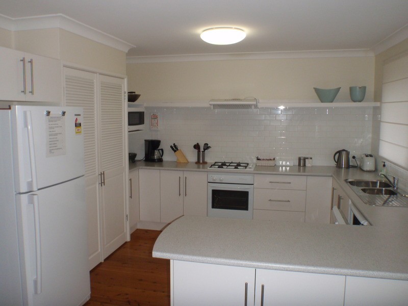 2 Plantation Point Parade, Vincentia NSW 2540