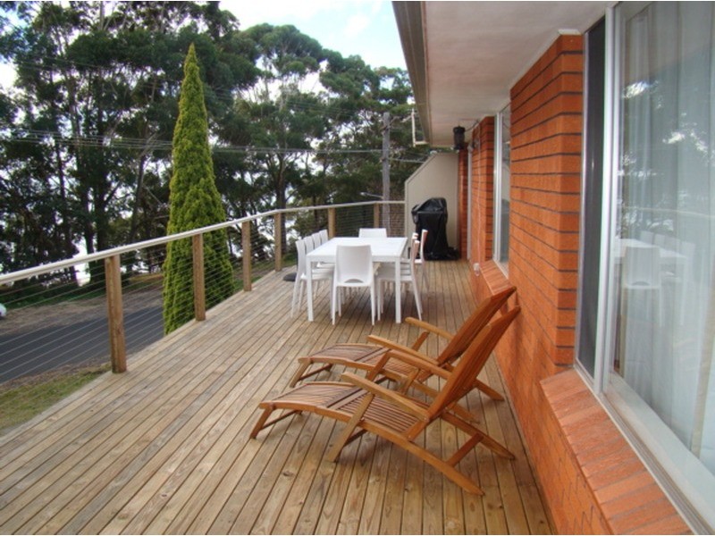 2 Plantation Point Parade, Vincentia NSW 2540