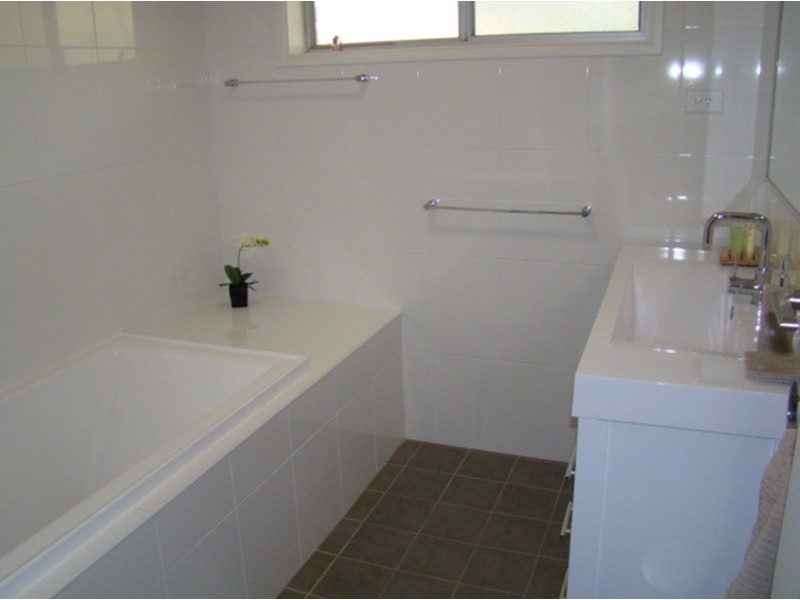 2 Plantation Point Parade, Vincentia NSW 2540