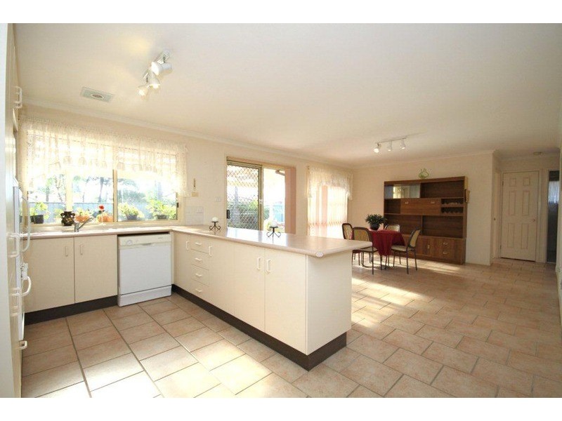 34 Kirkham Way, Sanctuary Point NSW 2540