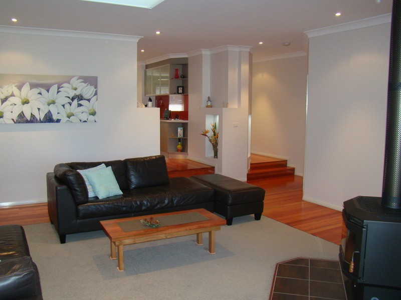9 Bowen Street, Huskisson NSW 2540
