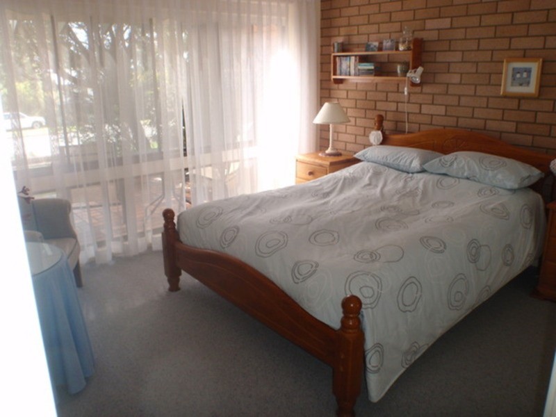 2/215 Elizabeth Drive, Vincentia NSW 2540