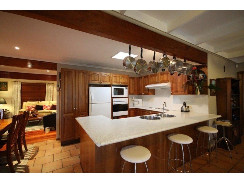 4 Beaver Avenue, Sanctuary Point NSW 2540