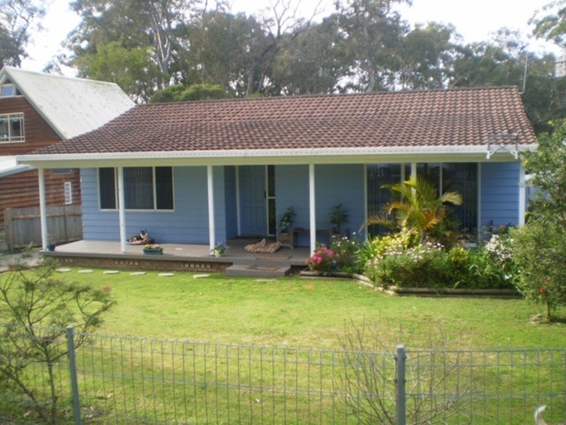 20 McGowen Street, Old Erowal Bay NSW 2540