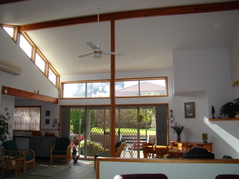 8 Albion Street, Sanctuary Point NSW 2540