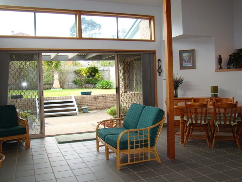 8 Albion Street, Sanctuary Point NSW 2540