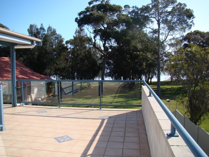 127 Walmer Avenue, Sanctuary Point NSW 2540