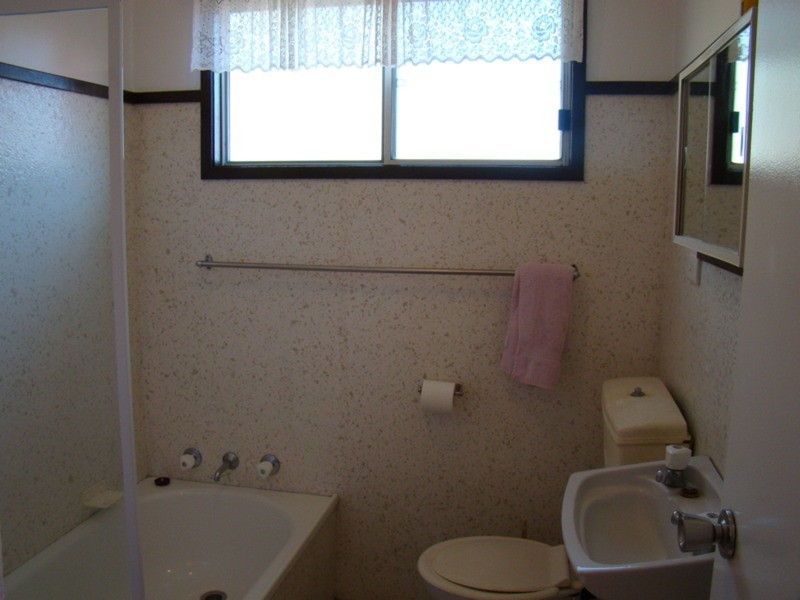 127 Walmer Avenue, Sanctuary Point NSW 2540