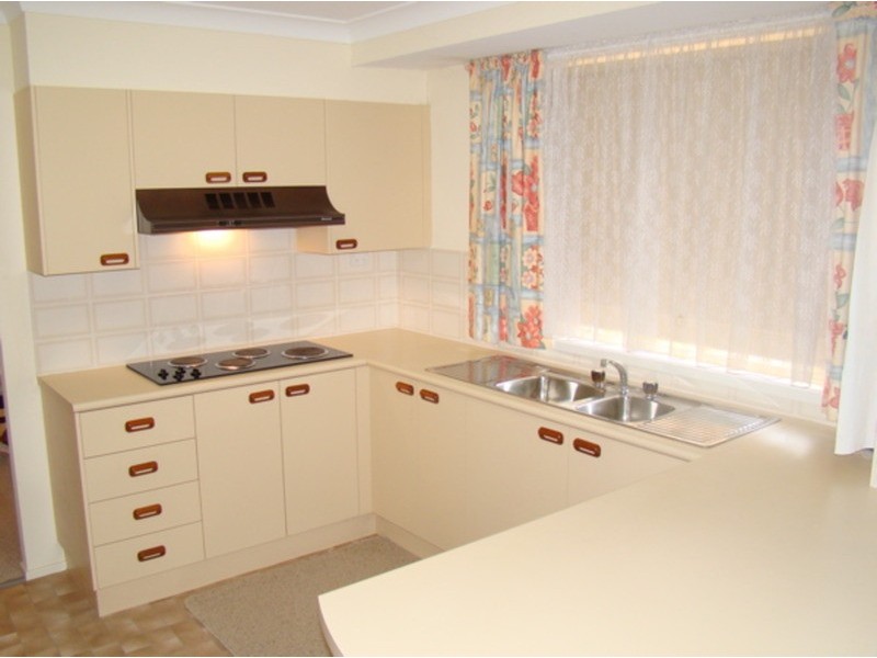 16 Kurraba Place, St Georges Basin NSW 2540