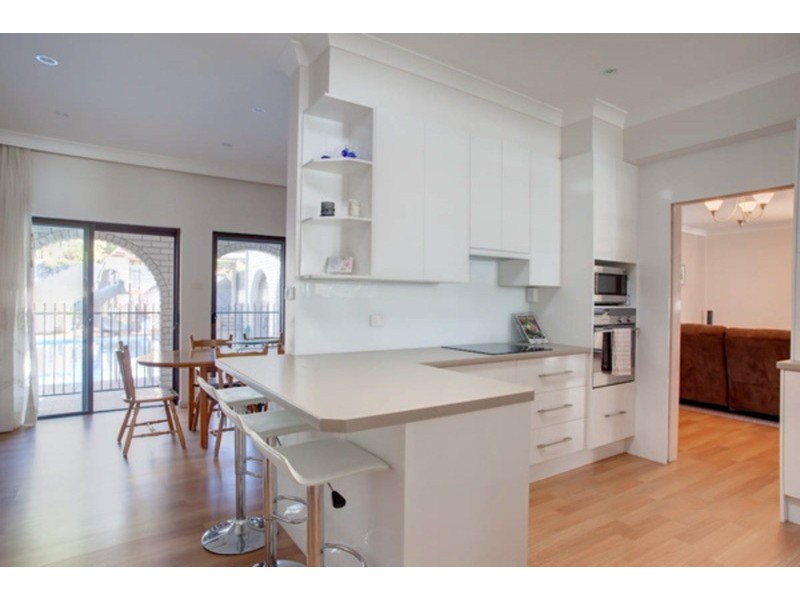 215 Walmer Avenue, Sanctuary Point NSW 2540