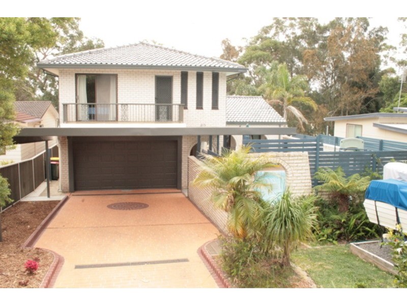 215 Walmer Avenue, Sanctuary Point NSW 2540