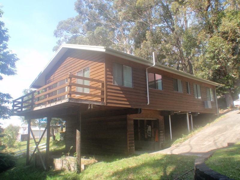 13 Booderee  Avenue, Hyams Beach NSW 2540