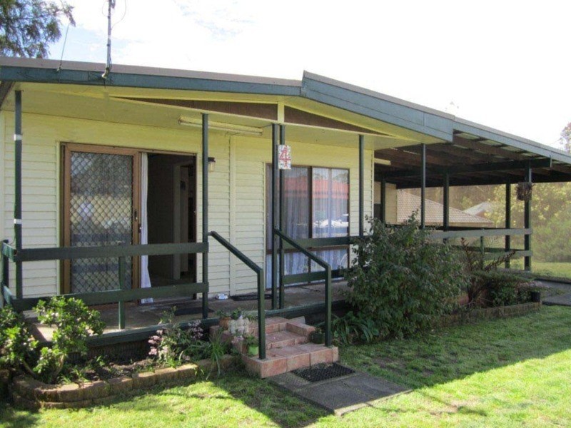 4  Rose  Avenue, Sanctuary Point NSW 2540