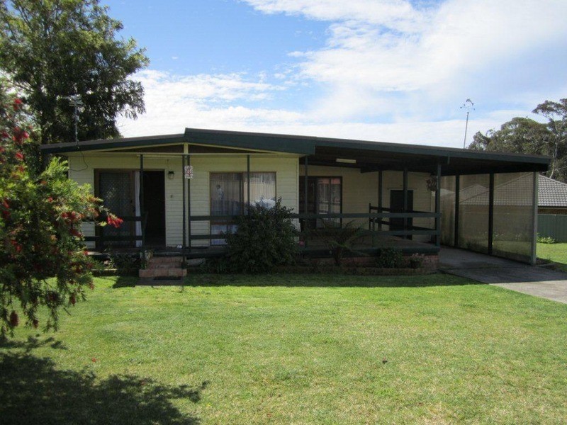 4  Rose  Avenue, Sanctuary Point NSW 2540