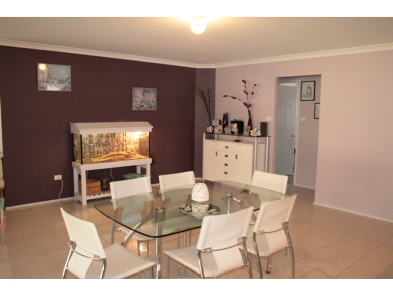 4 Keevill Brae, St Georges Basin NSW 2540