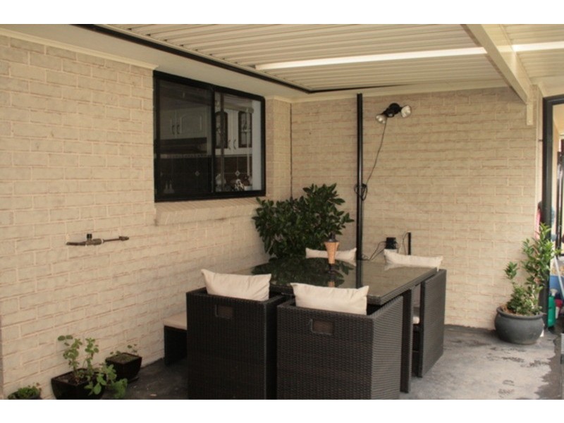 4 Keevill Brae, St Georges Basin NSW 2540