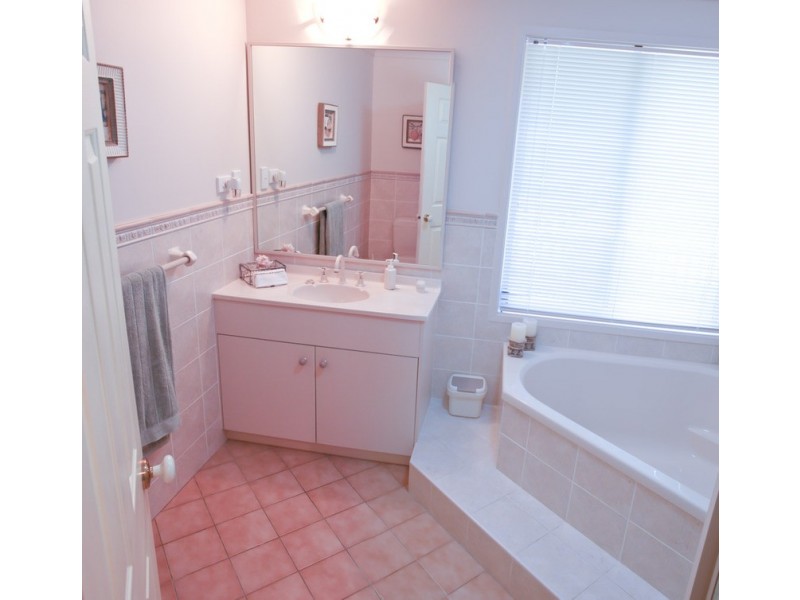 104  The Park  Drive, Sanctuary Point NSW 2540