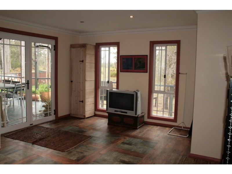 17 Mountain  Street, Sanctuary Point NSW 2540