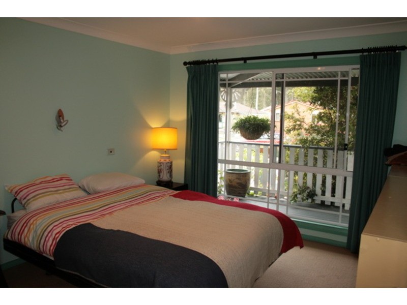 17 Mountain  Street, Sanctuary Point NSW 2540