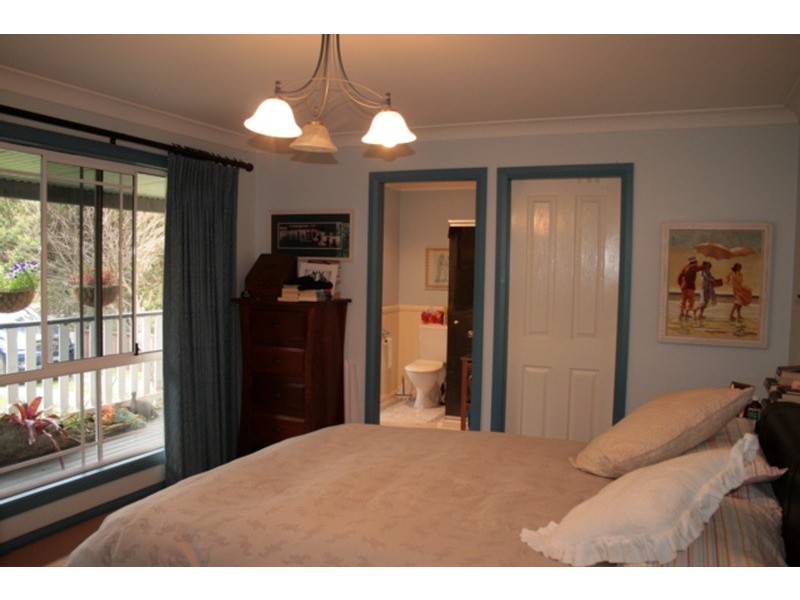 17 Mountain  Street, Sanctuary Point NSW 2540