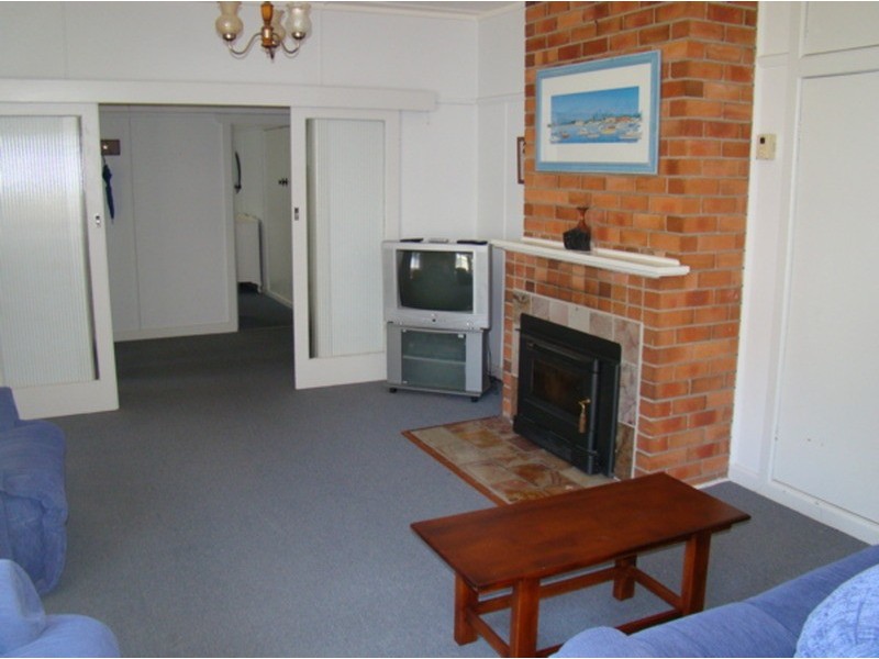 31 Duncan  Street, Huskisson NSW 2540