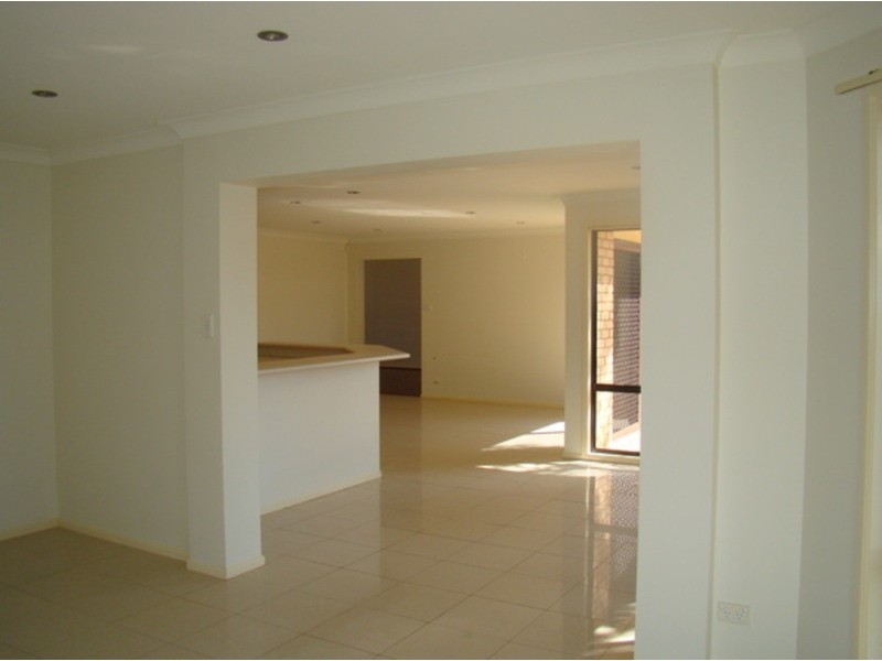 207 Loralyn Avenue, Sanctuary Point NSW 2540