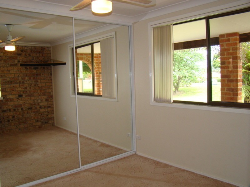 26 Yuroka Crescent, St Georges Basin NSW 2540