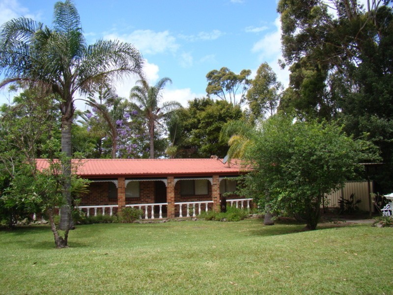26 Yuroka Crescent, St Georges Basin NSW 2540
