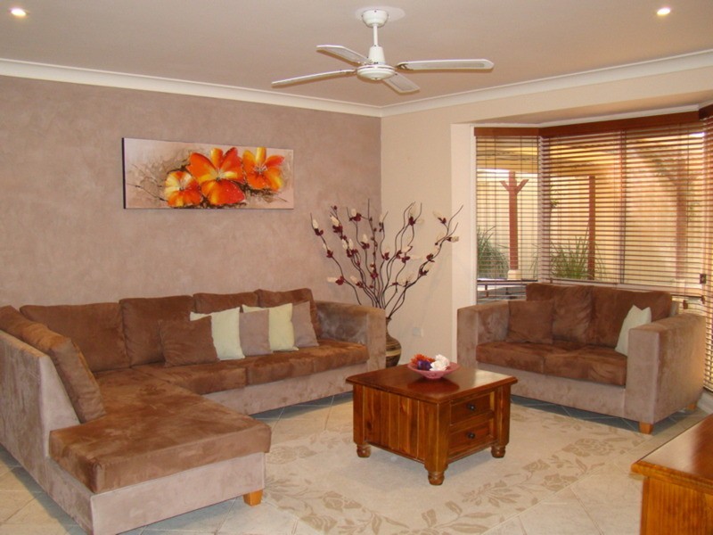 13 Terry Street, St Georges Basin NSW 2540