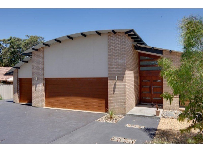 8 Maxwell  Crescent, Sanctuary Point NSW 2540