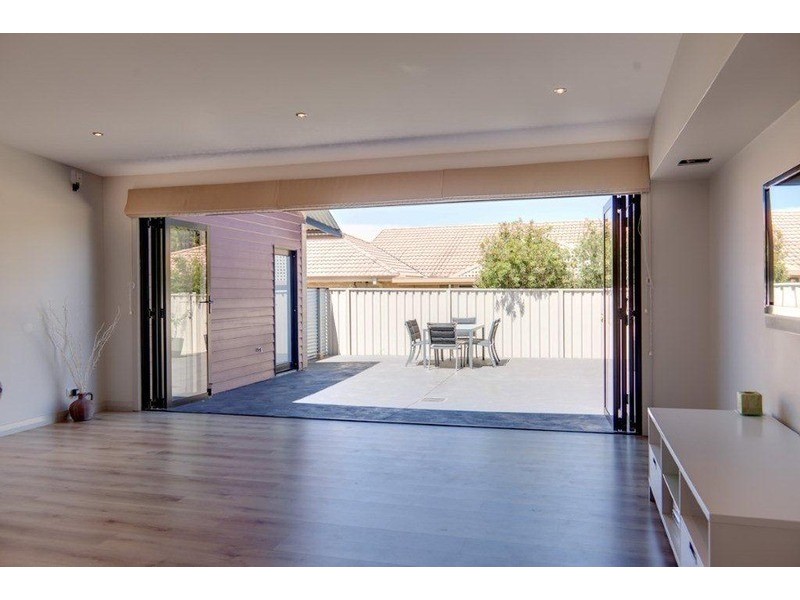 8 Maxwell  Crescent, Sanctuary Point NSW 2540