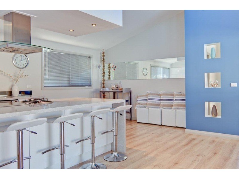 8 Maxwell  Crescent, Sanctuary Point NSW 2540