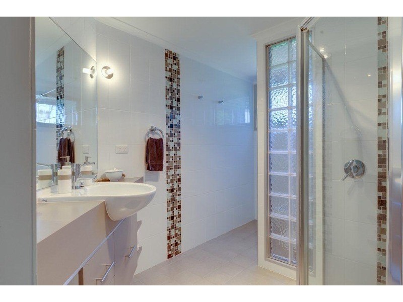 8 Maxwell  Crescent, Sanctuary Point NSW 2540