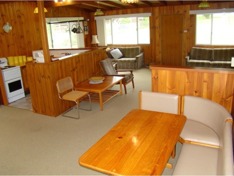 41 St Georges  Road, St Georges Basin NSW 2540