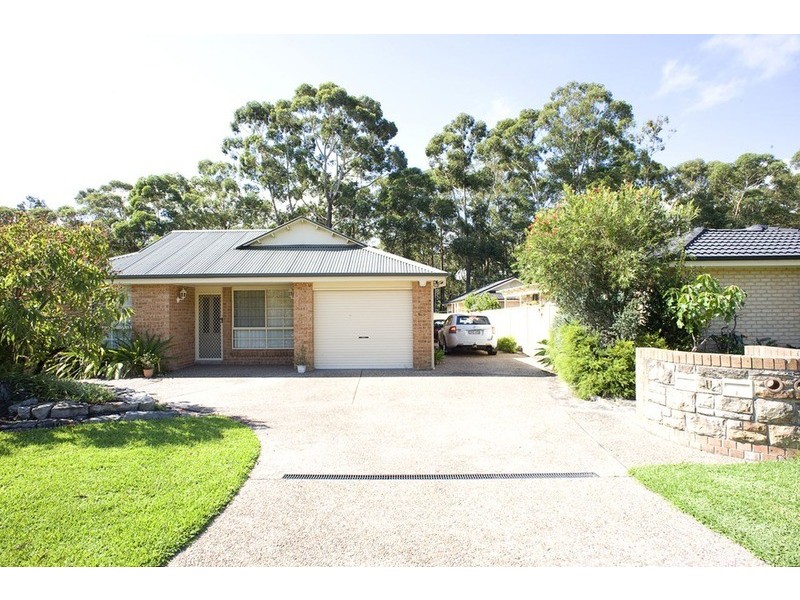 1 and 2/11 Leumeah Street, Sanctuary Point NSW 2540
