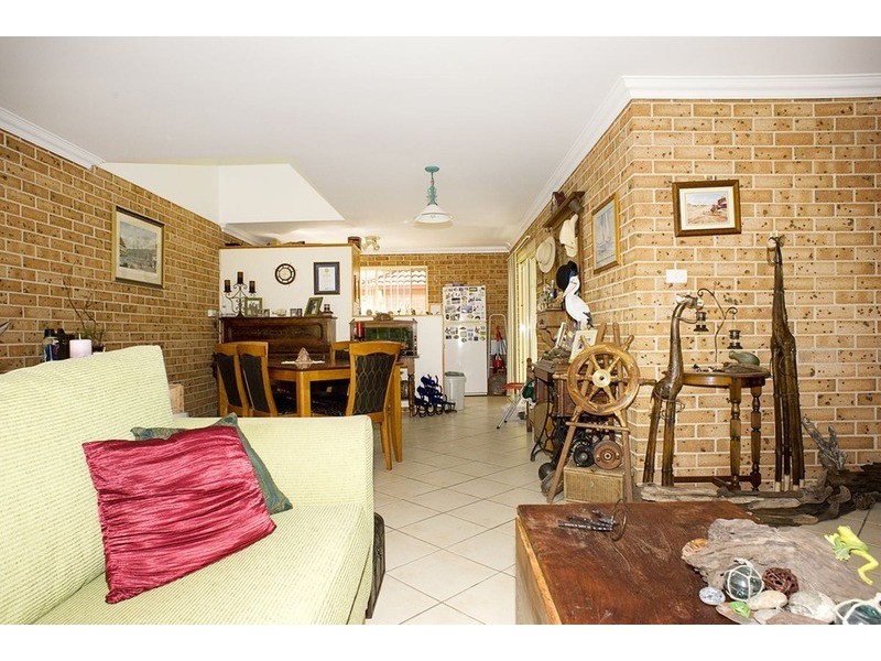 1 and 2/11 Leumeah Street, Sanctuary Point NSW 2540
